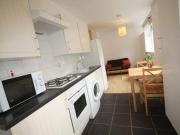 1 Bedrooms Flat for rent in Beatrice Avenue, Norbury SW16