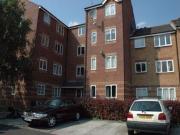 1 Bedrooms Flat for rent in Bream Close, London N17