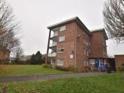 1 Bedrooms Flat for rent in Charminster Drive,...