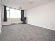 1 Bedrooms Flat for rent in Cherrytree Drive, Walton,...