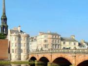 1 Bedrooms Flat for rent in Churchill Tower, South...
