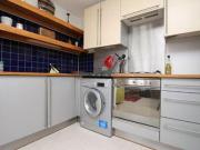 1 Bedrooms Flat for rent in Commercial Road, Aldgate East E1