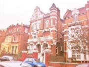 1 Bedrooms Flat for rent in Compayne Gardens, West...