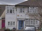 1 Bedrooms Flat for rent in Cranford Lane, Hayes UB3