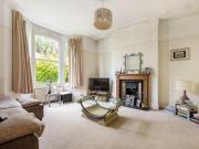 1 Bedrooms Flat for rent in Cromford Road, Wandsworth,...