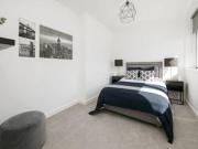 1 Bedrooms Flat for rent in Crown House, Toutley Road,...