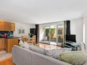 1 Bedrooms Flat for rent in Dryden Close, London SW4