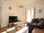 1 Bedrooms Flat for rent in East Hill, Flat 1, London SW18
