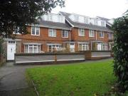 1 Bedrooms Flat for rent in Fairlawns, Langley Road,...