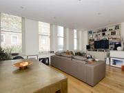 1 Bedrooms Flat for rent in Goswell Road, Islington,...