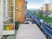 1 Bedrooms Flat for rent in Grand Avenue, Hove BN3