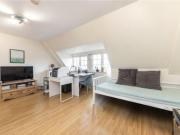 1 Bedrooms Flat for rent in Heathview Court, 20...
