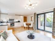 1 Bedrooms Flat for rent in Hernes Crescent, Oxford OX2