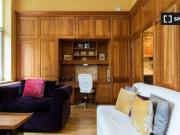 1 Bedrooms Flat for rent in Kensington Court Mews, London W8