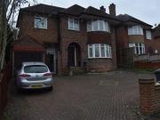 1 Bedrooms Flat for rent in Lansdowne Way, High Wycombe HP11