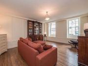 1 Bedrooms Flat for rent in Lawnmarket, Old Town EH1