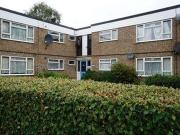1 Bedrooms Flat for rent in Mason Close, Colchester,...