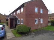 1 Bedrooms Flat for rent in Muncaster Gardens, East...