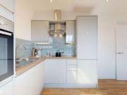1 Bedrooms Flat for rent in Onyx Residence, 111 St...