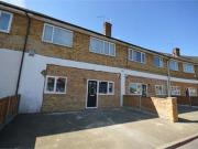 1 Bedrooms Flat for rent in Orbital Crescent, Watford WD25