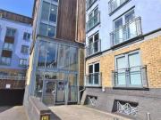 1 Bedrooms Flat for rent in Quayside Drive, Colchester CO2