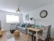 1 Bedrooms Flat for rent in Ringwood Gardens, Canary...
