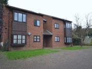 1 Bedrooms Flat for rent in Runnymede Road, Stanford Le...