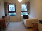 1 Bedrooms Flat for rent in South Maybury, Edinburgh EH12