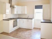 1 Bedrooms Flat for rent in Station Parade, Station...