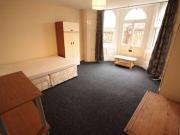 1 Bedrooms Flat for rent in The Grove, Clytha Square,...