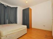 1 Bedrooms Flat for rent in Vicarage Farm Road, Hounslow TW3
