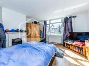 1 Bedrooms Flat for rent in Wetherill Road, Muswell...