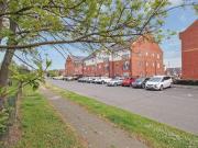 1 Bedrooms Flat for sale in Brook Mead, Laindon,...