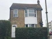 1 Bedrooms Flat for sale in Flat 1, 58 Sea Street, Herne...