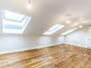 1 Bedrooms Flat for sale in Harlow Road, High Wycombe HP11