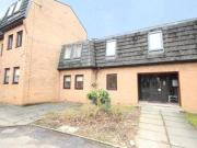 1 Bedrooms Flat for sale in Mahon Court, Moodiesburn,...