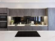 1 Bedrooms Flat for sale in Manor Road, Chigwell IG7