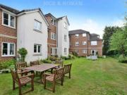 1 Bedrooms Flat for sale in Park Hill Road, Epsom KT17