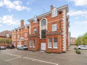 1 Bedrooms Flat for sale in Queen Alexandra House, 2...