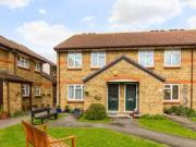 1 Bedrooms Flat for sale in Riverside Court, Chelwood...