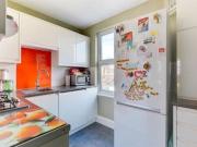 1 Bedrooms Flat for sale in Southfield Road, Broadwater,...