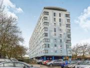 1 Bedrooms Flat for sale in Stephenson House, Bletchley,...
