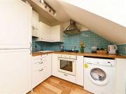 1 Bedrooms Flat for sale in Sunny Gardens Parade,...