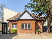 1 Bedrooms for rent in Tunwells Lane, Great Shelford,...
