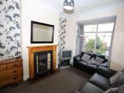 1 Bedrooms for rent in Wetherby Grove, Burley, Leeds LS4