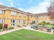 1 Bedrooms for sale in Clayton Road, Chessington KT9