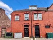 1 bedrooms house to rent
