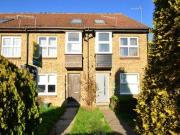 1 Bedrooms Maisonette for rent in Bradfield Close,...