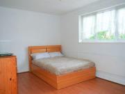 1 Bedrooms Maisonette for rent in Portree Street, East...
