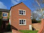 1 Bedrooms Maisonette for rent in Walkers Acre,...